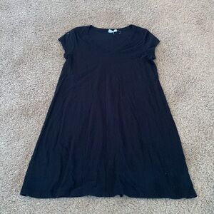 Gap short sleeve black dress